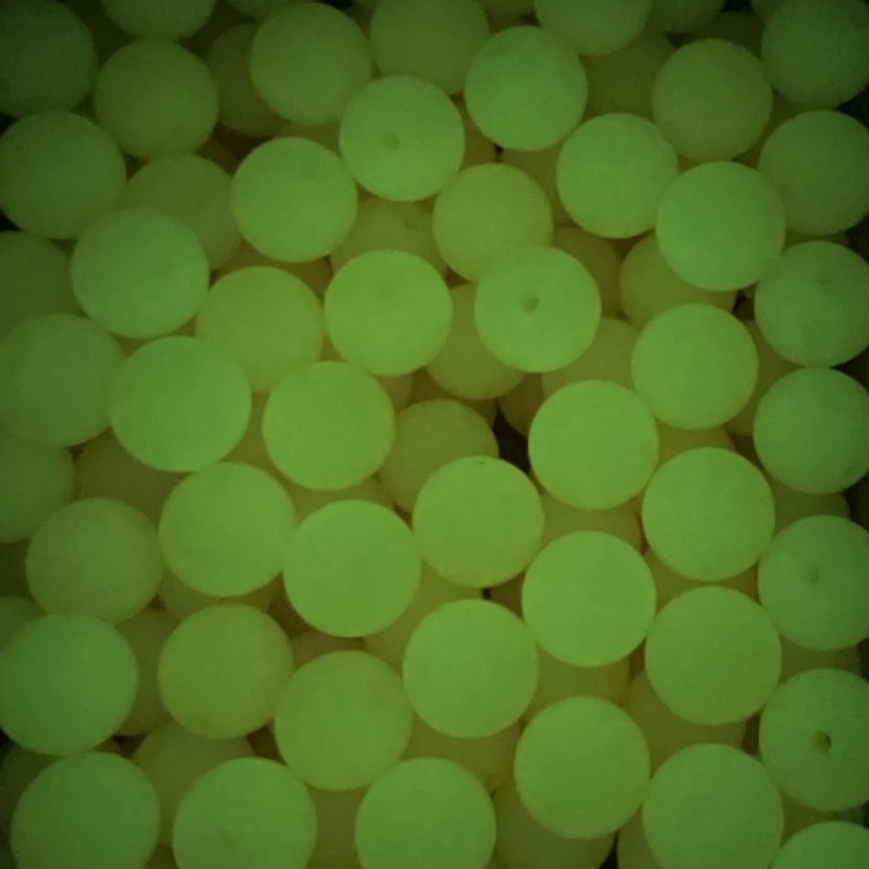 Glow Orange to Orange - 15mm Round Silicone