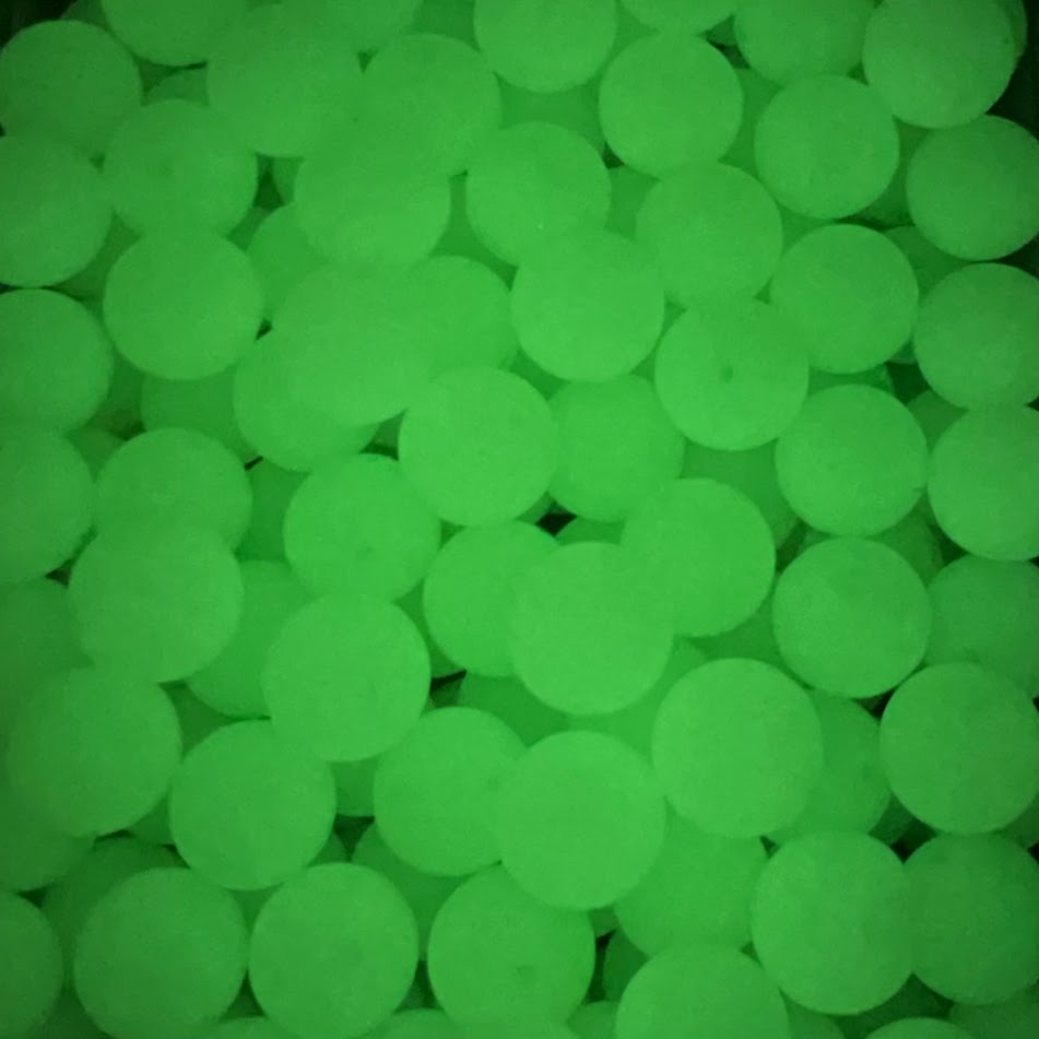 Glow Green to Green - 15mm Round Silicone